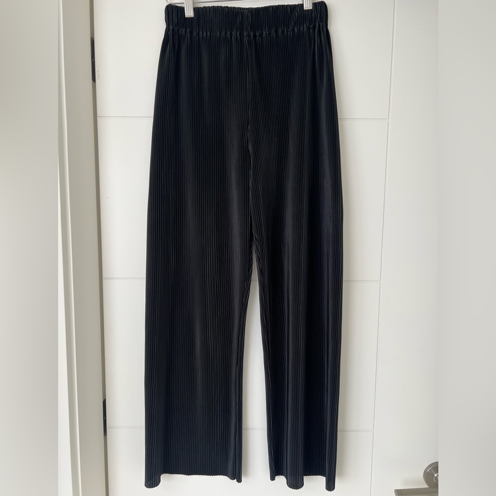 find me now plisse pants